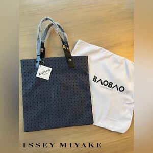 NWT Authentic Issey Miyake Bao Bao Lucent Tote Bag - Black, and dust bag.